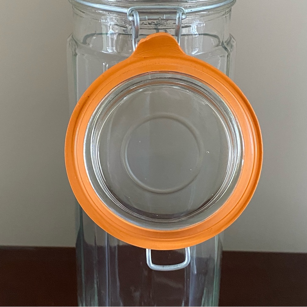 Vintage Glass Pasta Canister With Clamp Lid - Picture 10 of 10